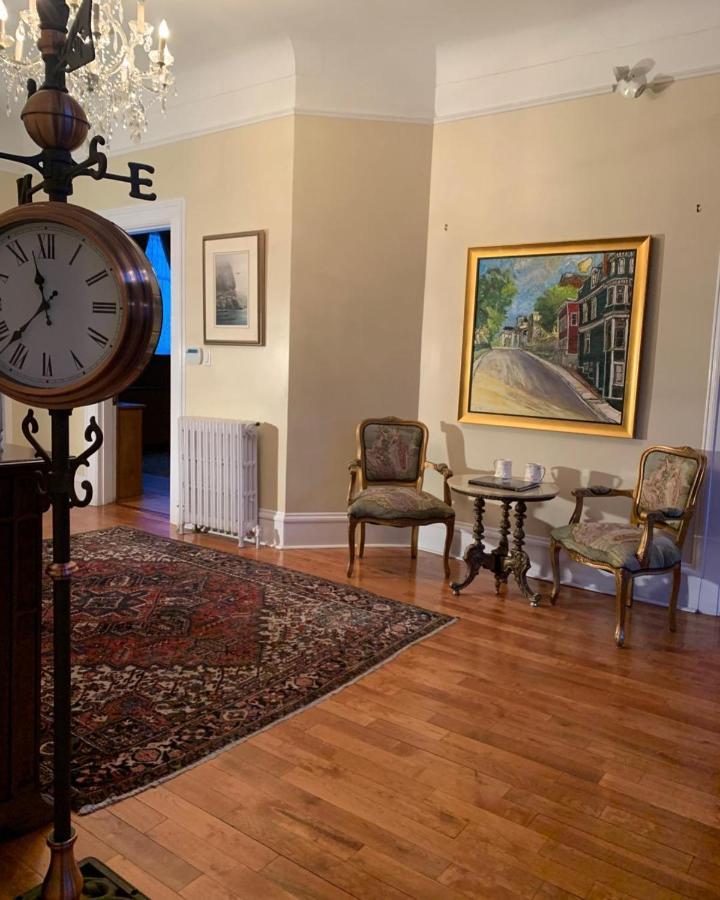 Monroe House Executive Guest Suites St. John's Kültér fotó