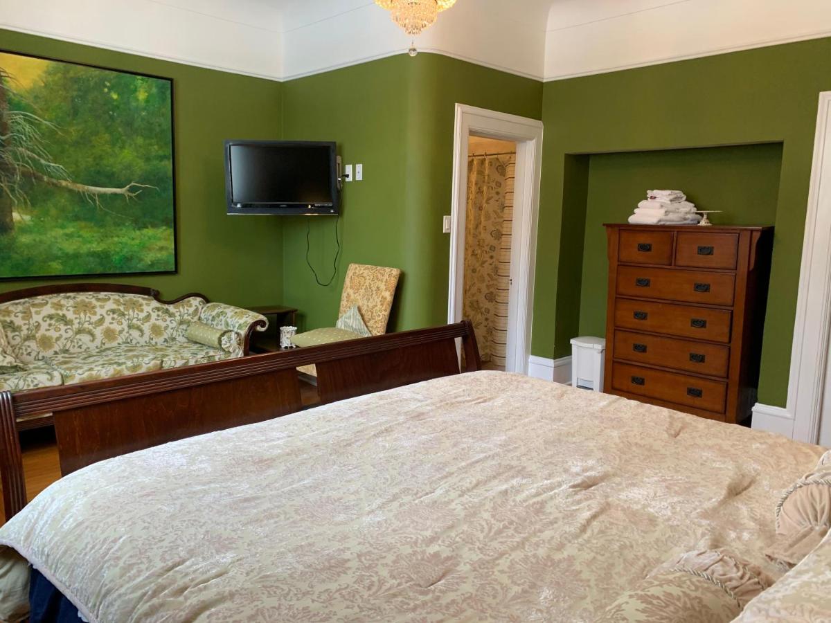 Monroe House Executive Guest Suites St. John's Kültér fotó